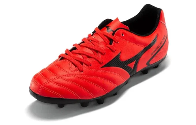 Morelia Neo II “Red Black”