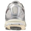 Wave Rider 10 “Metallic Snow White”