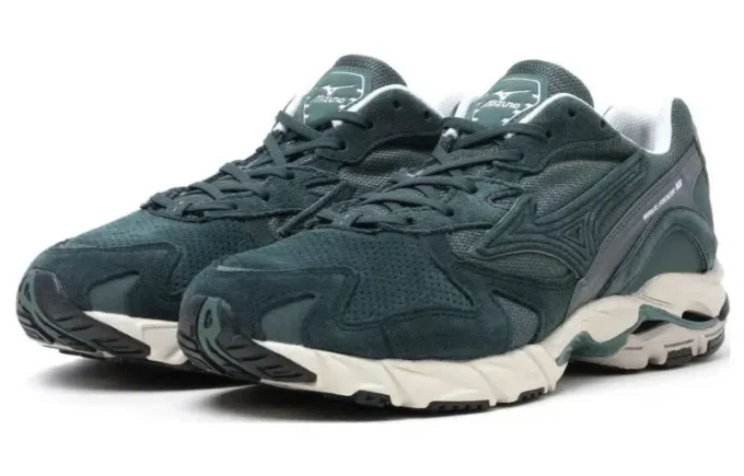 Wave Rider 10 “Silver Pine”