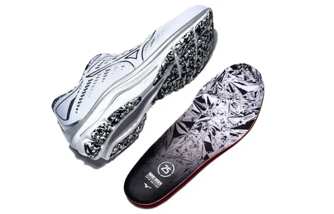 Wave Rider 25 SP “White Grey” J1GC217493